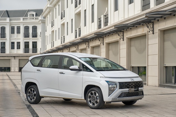 Đánh giá Hyundai Stargazer 2023: lựa chọn xe gia đình đáng cân nhắc - 1 Đánh giá Hyundai Stargazer 2023: lựa chọn xe gia đình đáng cân nhắc - 1