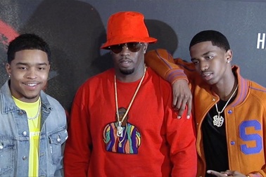 Sean Diddy Combs đưa con đi xem phim
