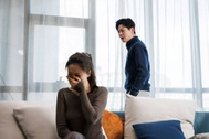 Tôi cảm thấy "nóng mặt" khi em vợ luôn có mong muốn khó hiểu