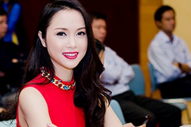 Người đẹp Vũ Ngọc Anh tham gia tổ chức cuộc thi Nữ hoàng Biển 2013