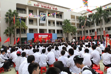 Kinh doanh giáo dục từ gần 15 năm trước, Vinaconex thu lợi ra sao?