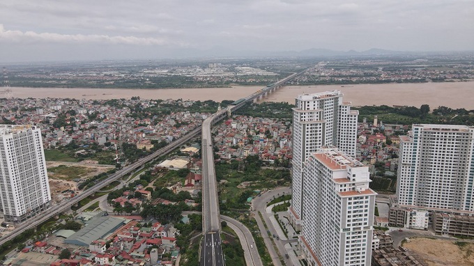 Toàn cảnh Vành đai 3 trên cao đoạn Mai Dịch - Nam Thăng Long trước ngày thông xe - Ảnh 3.