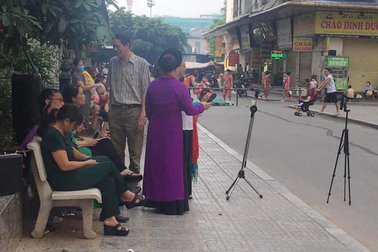 "Vỡ mộng" ở chung cư: Mở nhạc đám ma át loa hát karaoke