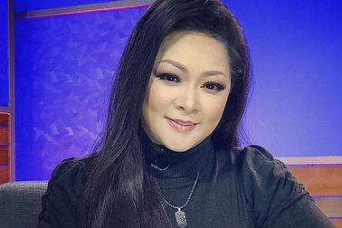 Danh ca Như Quỳnh “vã mồ hôi” vì hồi hộp trước giờ về Việt Nam