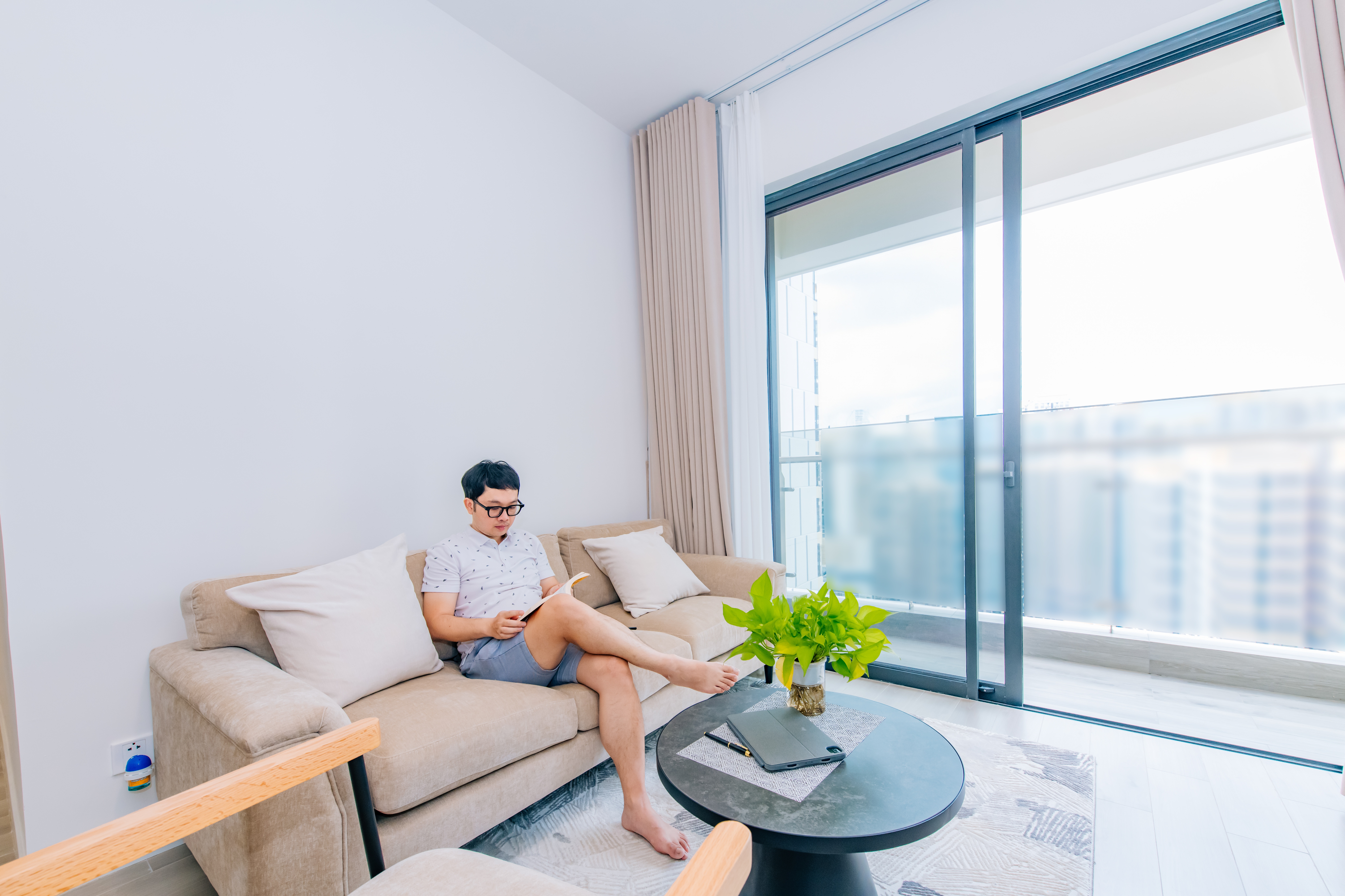 The Masteri Centre Point apartment of the young marketing manager is the dream of many people - 1 Căn hộ Masteri Centre Point của nam quản lý marketing trẻ tuổi khiến bao người mơ ước - 1
