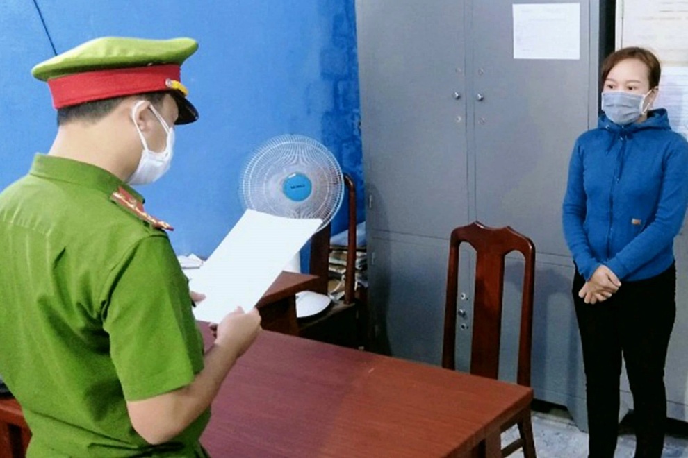 Vờ buôn keo lá tràm để vay hàng tỷ đồng về tiêu xài - 1 Vờ buôn keo lá tràm để vay hàng tỷ đồng về tiêu xài - 1