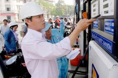 Giá xăng A92 tiếp tục giảm mạnh