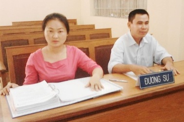 Vợ chồng nhân viên bị sa thải vì tố cáo tiêu cực thắng kiện