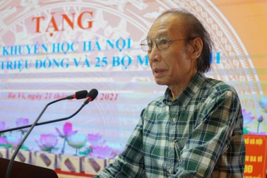 Trao 1 tỷ đồng hỗ trợ học sinh nghèo mua thiết bị học trực tuyến