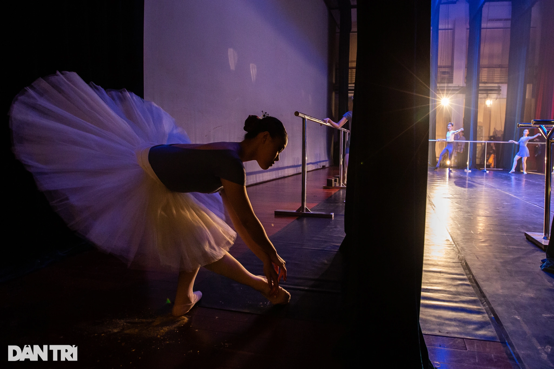 Ngắm nữ sinh trường Múa biểu diễn ballet trong kỳ thi tốt nghiệp - 16 Ngắm nữ sinh trường Múa biểu diễn ballet trong kỳ thi tốt nghiệp - 16