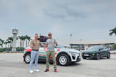 Chủ xe VinFast VF 7 thực hiện hành trình vượt 50.000km xuyên qua 3 châu lục