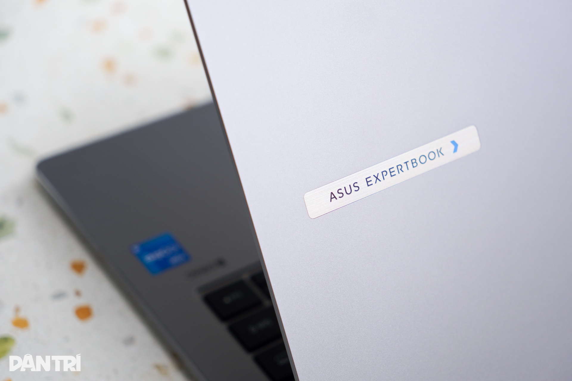 Asus ExpertBook P3 trong mắt dân văn phòng: Có đủ thuyết phục? - 3 Asus ExpertBook P3 trong mắt dân văn phòng: Có đủ thuyết phục? - 3