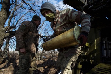 Ukraine tập hợp lính tinh nhuệ nhất, sẵn sàng phản công đẩy lùi Nga