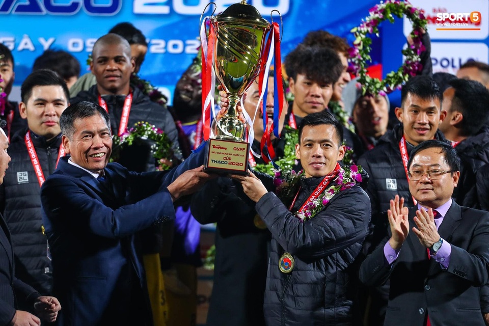 HLV Trương Việt Hoàng: CLB Viettel xứng đáng được hưởng penalty - 2 HLV Trương Việt Hoàng: CLB Viettel xứng đáng được hưởng penalty - 2