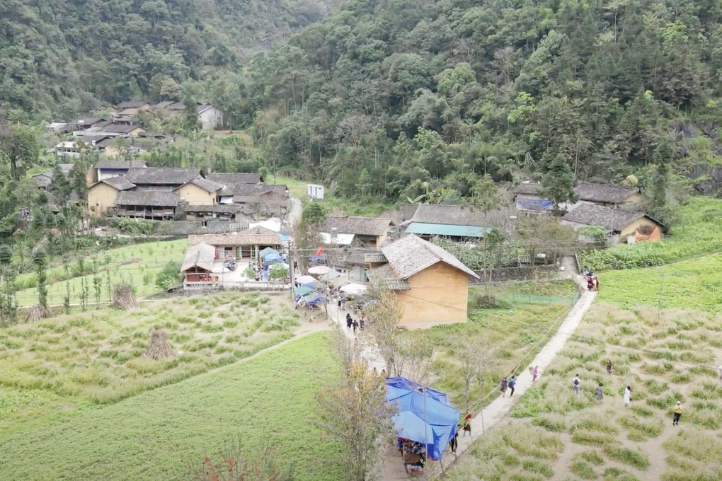 Hà Giang phát triển du lịch gắn với bảo tồn văn hóa các dân tộc - 1 Hà Giang phát triển du lịch gắn với bảo tồn văn hóa các dân tộc - 1