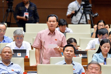 Hàng ngàn cuộc đình công đều vì tiền lương, điều kiện làm việc!