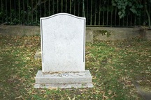 Kỳ lạ bài cáo phó "ngược đời" cho người cha quá cố