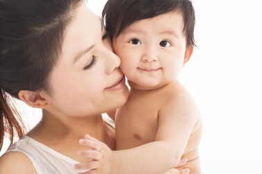 Bí quyết chăm sóc da cho bé mùa lạnh