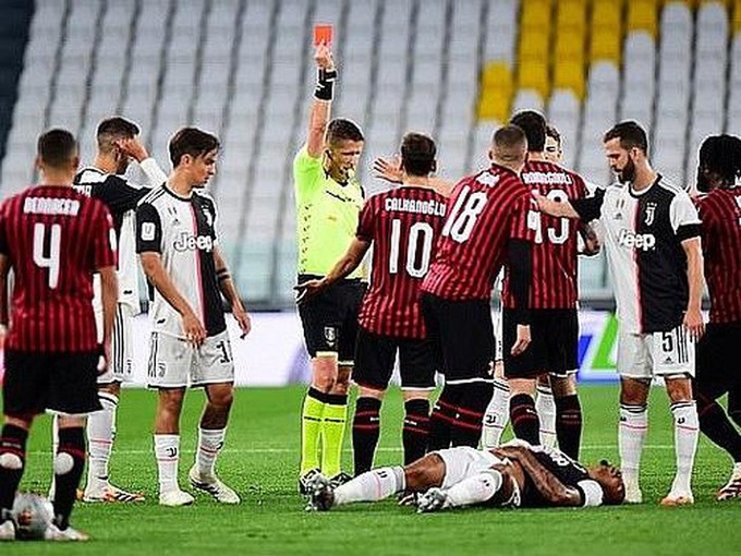 CR7 đã hỏng 11m, lần thứ 19 Juventus vào chung kết Coppa Italia - Ảnh 2. CR7 đã hỏng 11m, lần thứ 19 Juventus vào chung kết Coppa Italia - Ảnh 2.