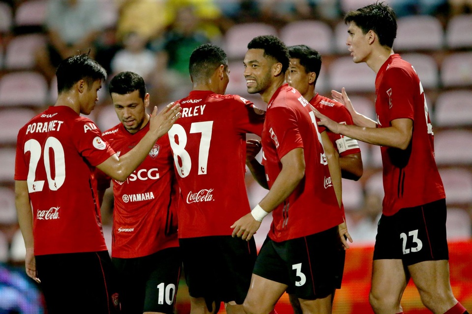 Đội bóng của Đặng Văn Lâm hòa kịch tính ở Thai-League - 2 Đội bóng của Đặng Văn Lâm hòa kịch tính ở Thai-League - 2