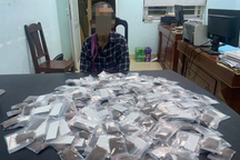 Bí mật trong 273 túi thảo mộc của người phụ nữ 69 tuổi ở Đà Nẵng