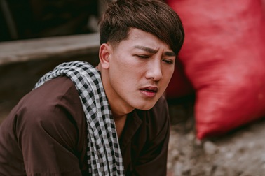 Châu Khải Phong gặp chấn thương khi quay MV mới