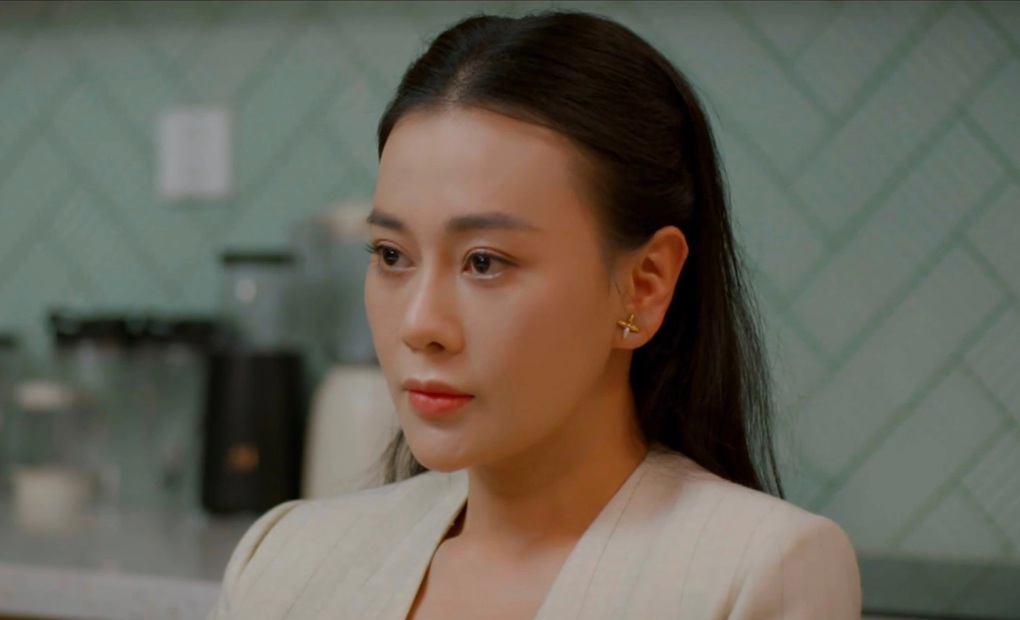 Phương Oanh được khen diễn đỉnh trong tập phim hút hàng triệu lượt xem - 2 Phương Oanh được khen diễn đỉnh trong tập phim hút hàng triệu lượt xem - 2