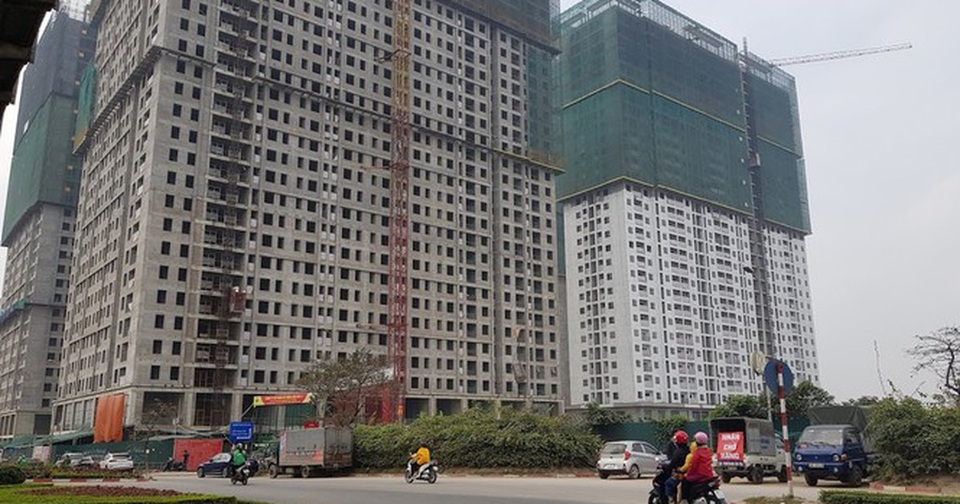 Người “cắt lỗ” thanh lý, kẻ tích cực “bắt đáy” BĐS giữa bão Covid-19 - 2 Người “cắt lỗ” thanh lý, kẻ tích cực “bắt đáy” BĐS giữa bão Covid-19 - 2