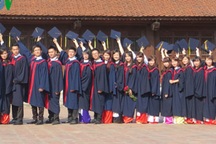 Cử nhân thất nghiệp: Chờ lời giải từ tân Bộ trưởng Giáo dục