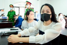 Nhiều băn khoăn về bản án của lái xe Mercedes tông tiếp viên hàng không