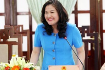 Thứ trưởng Nguyễn Thị Hà: "Cần bảo vệ trẻ em trước thông tin mạng độc hại"