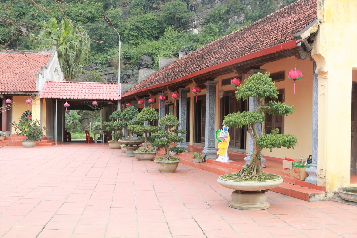 Ngôi chùa cầu duyên cổ nhất Việt Nam vắng bóng khách ngày lễ tình nhân - 6 Ngôi chùa cầu duyên cổ nhất Việt Nam vắng bóng khách ngày lễ tình nhân - 6