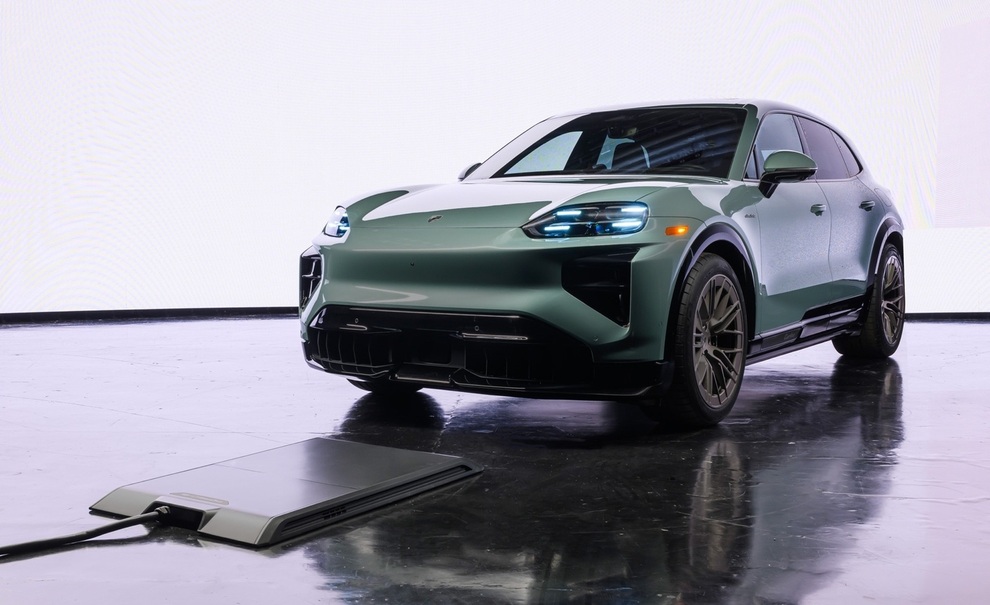 Porsche Cayenne thuần điện chốt giá từ 4,7 tỷ đồng tại Việt Nam - 1 Porsche Cayenne thuần điện chốt giá từ 4,7 tỷ đồng tại Việt Nam - 1
