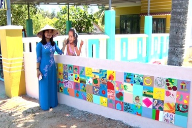 Làng bích họa Tam Thanh khoác thêm áo mới