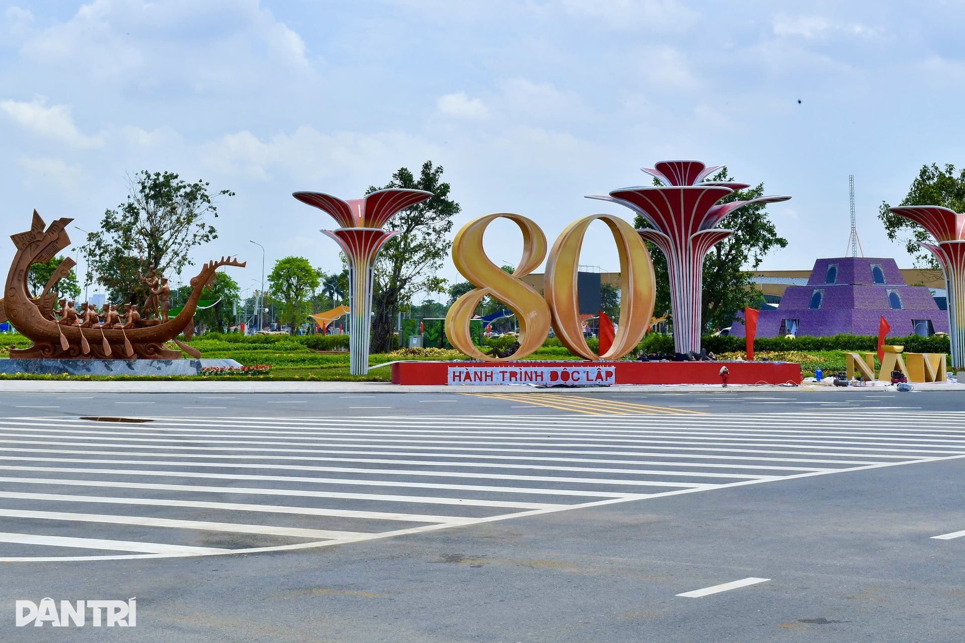 Bên trong nơi diễn ra triển lãm thành tựu 80 năm Quốc khánh 2/9 - 10 Bên trong nơi diễn ra triển lãm thành tựu 80 năm Quốc khánh 2/9 - 10