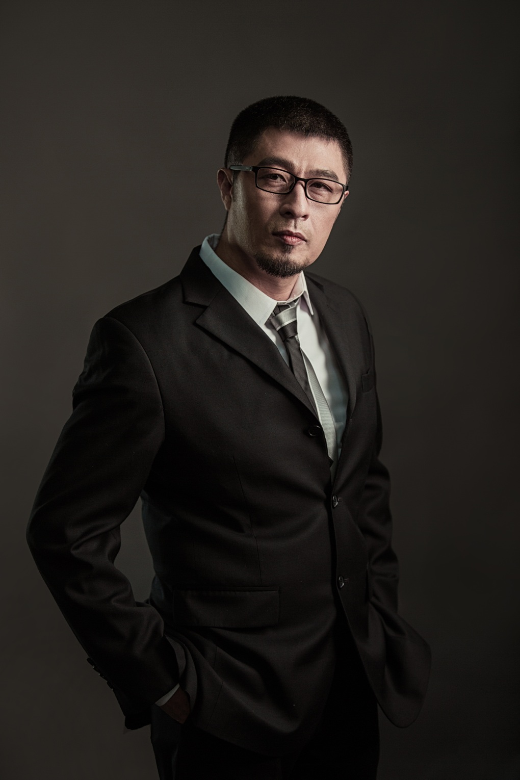 Johnny Trí Nguyễn tái xuất, kể kỷ niệm khi đóng thế trong phim Người nhện - 2 Johnny Trí Nguyễn tái xuất, kể kỷ niệm khi đóng thế trong phim Người nhện - 2