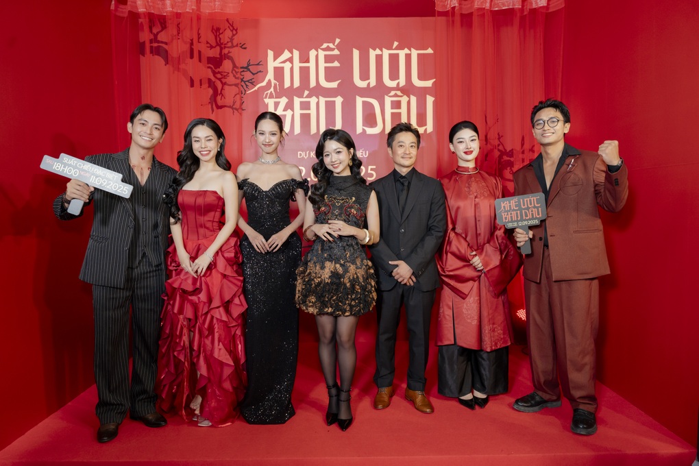 Lâm Thanh Mỹ kể hậu trường đóng cảnh thân mật bên Hữu Vi - 1 Lâm Thanh Mỹ kể hậu trường đóng cảnh thân mật bên Hữu Vi - 1