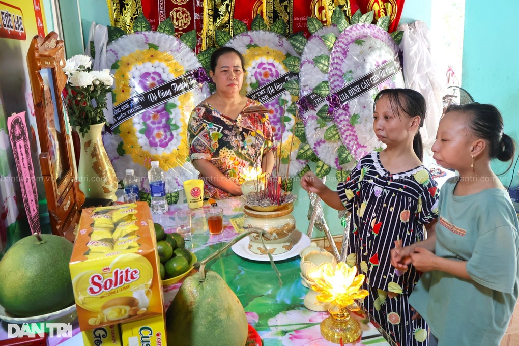Mang án tử nhưng không chịu uống thuốc vì sợ để lại nợ nần cho vợ con - 3 Mang án tử nhưng không chịu uống thuốc vì sợ để lại nợ nần cho vợ con - 3