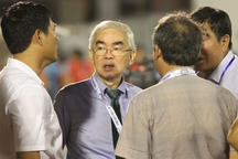 Bầu Đức: "Với bóng đá, có những việc không ai làm tốt hơn anh Lê Hùng Dũng"