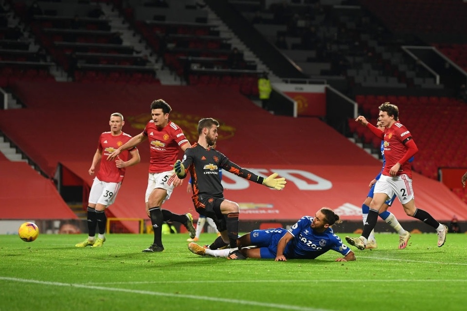 Công làm thủ phá, Man Utd đau đớn tuột chiến thắng trước Everton - 17 Công làm thủ phá, Man Utd đau đớn tuột chiến thắng trước Everton - 17