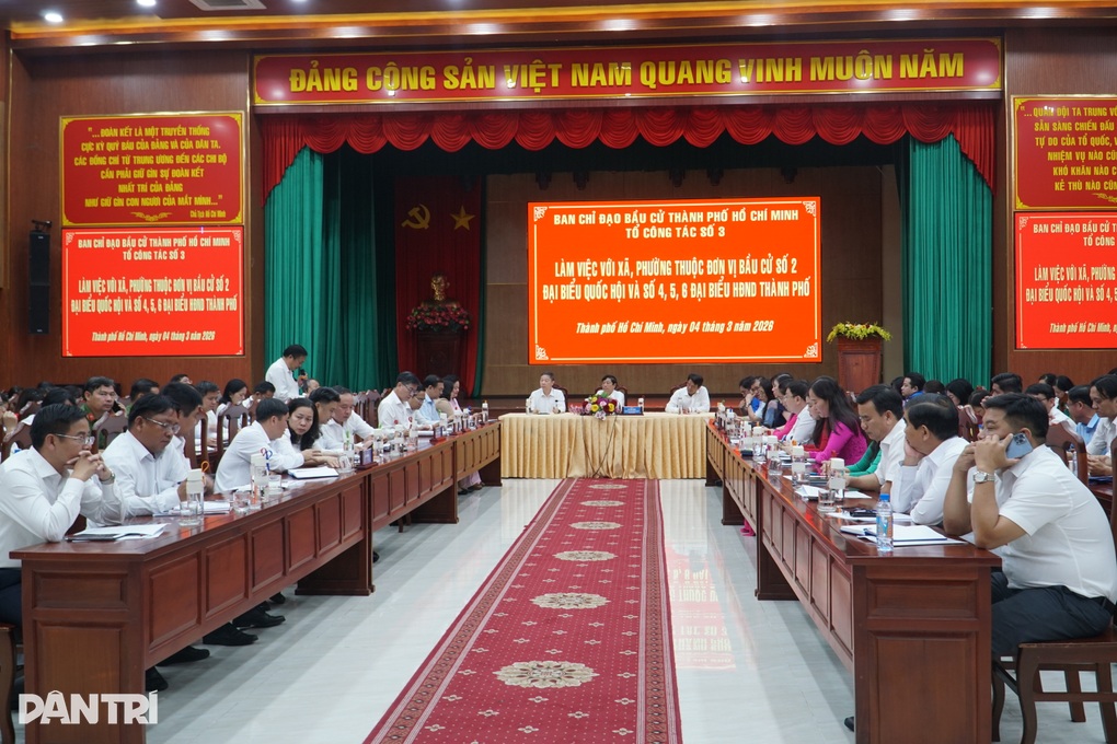 Chủ tịch HĐND TPHCM yêu cầu rà soát nguyện vọng cử tri tạm trú - 3