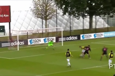 Tài năng đầy triển vọng của Arsenal, Donyell Malen