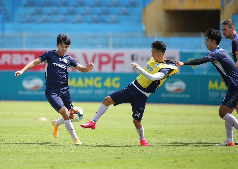 Văn Toàn: “HA Gia Lai sẽ thắng Viettel 1-0, không buông top 5 V-League” - 4 Văn Toàn: “HA Gia Lai sẽ thắng Viettel 1-0, không buông top 5 V-League” - 4
