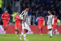 Tiếp tục thất bại, Juventus lún sâu vào khủng hoảng