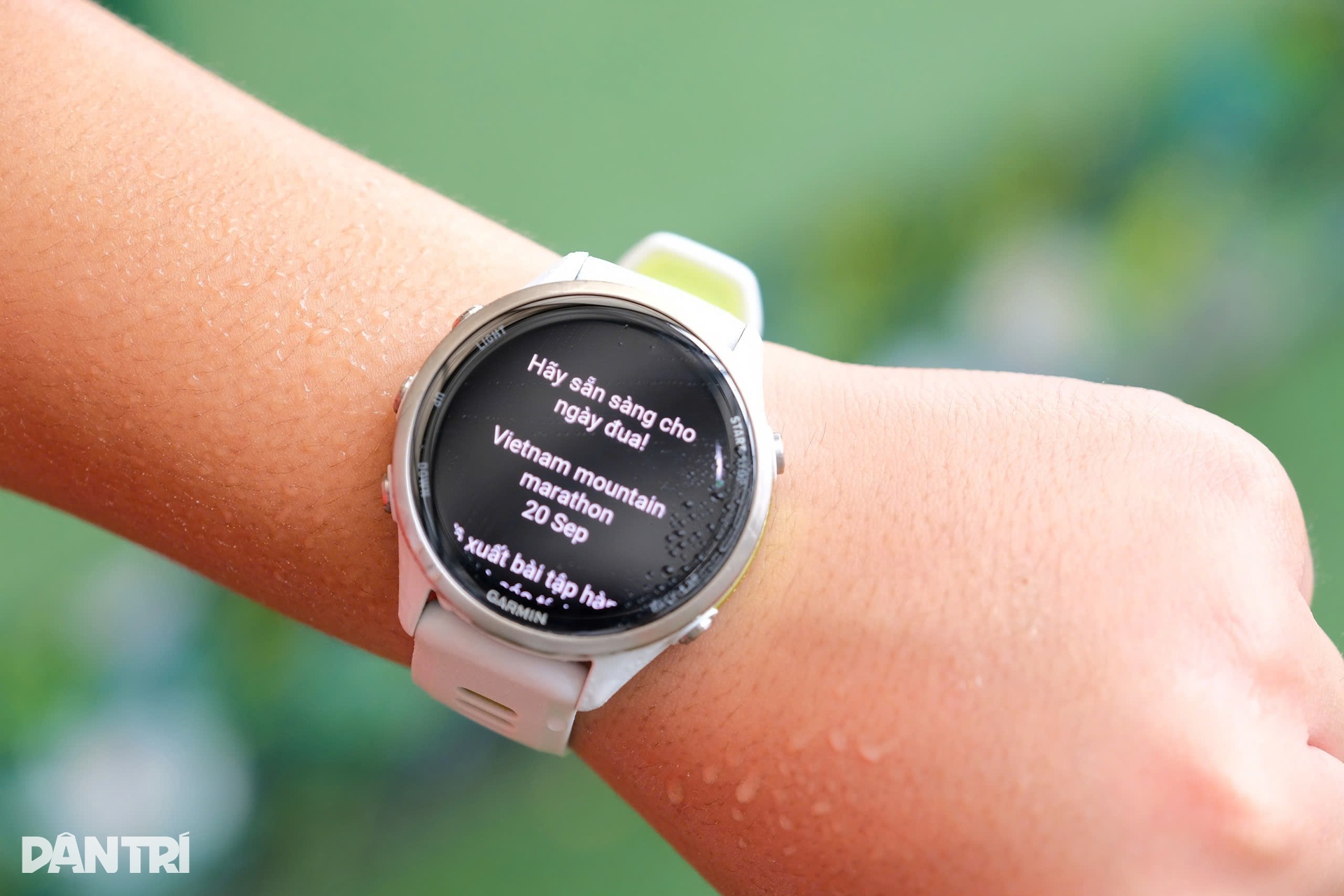 Đánh giá Garmin Forerunner 970: Đắt có xắt ra miếng? - 2