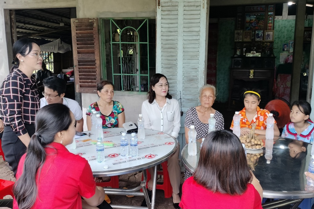 Hoàn cảnh cháu bé học thêm năm nữa rồi ở nhà được giúp 200 triệu đồng - 2 Hoàn cảnh cháu bé học thêm năm nữa rồi ở nhà được giúp 200 triệu đồng - 2