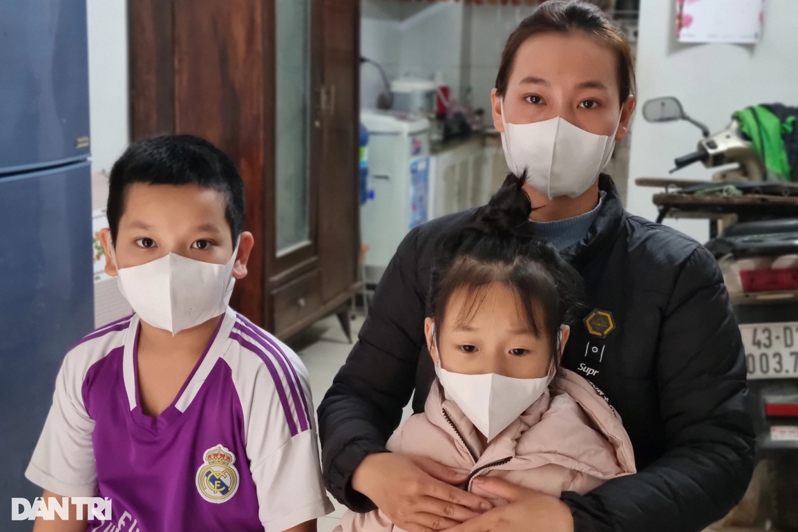 Chồng mất đột ngột vì Covid-19, vợ trẻ chết đứng, 2 con thơ ngơ ngác - 1 Chồng mất đột ngột vì Covid-19, vợ trẻ chết đứng, 2 con thơ ngơ ngác - 1