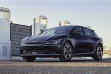 Kia EV6 phá kỷ lục sạc xe điện của Tesla