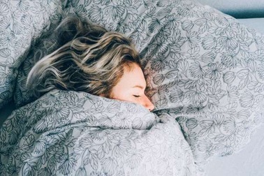 Kỹ thuật thở 4-7-8 giúp ngủ ngon nhanh hơn