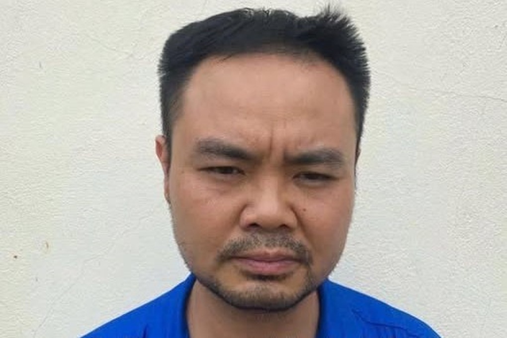 Giám đốc văn phòng đăng ký đất đai huyện Yên Thủy nhận hối lộ - 1 Giám đốc văn phòng đăng ký đất đai huyện Yên Thủy nhận hối lộ - 1